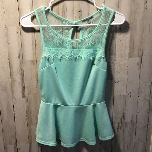 Blouse by Charlotte Russe lace top size small - Picture 1 of 4
